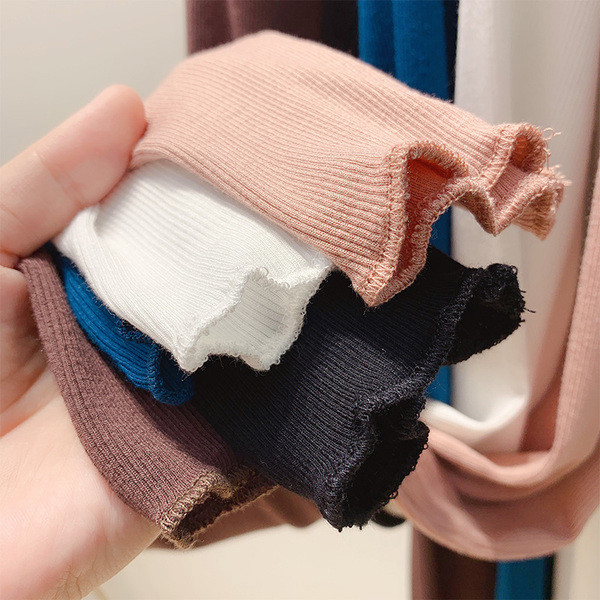 Μοντέρνα γυναικεία μπλούζα με κολάρο σε διάφορα χρώματα