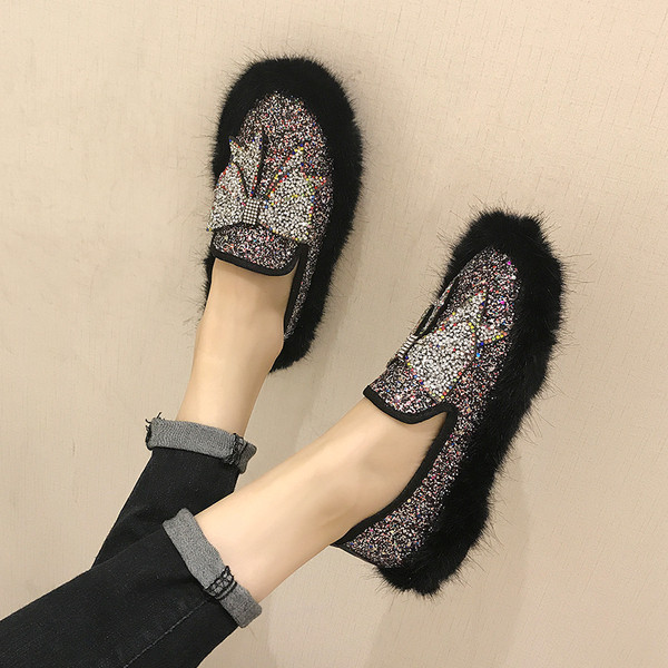 Pantofi casual dama cu efect stralucitor si puf