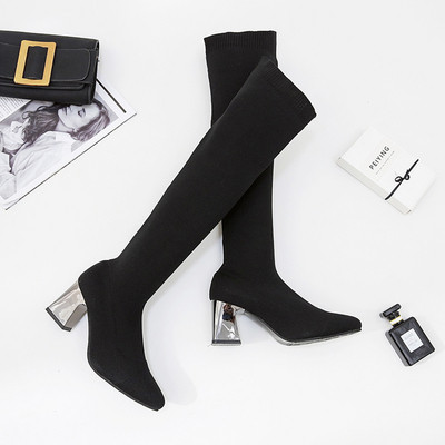 Cizme de dama stilate - model ascutit cu toc gros in negru