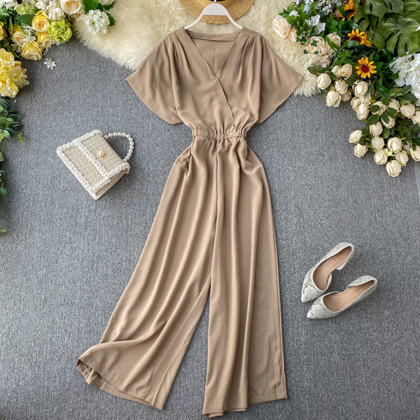 Salopeta de dama moderna cu decolteu in V in mai multe culori