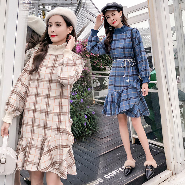 Új modell kockás női ruha pólógallérral, barna és kék színben