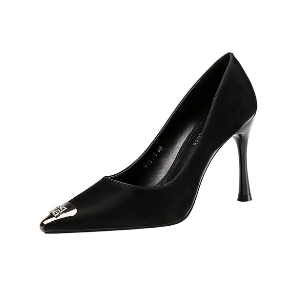 Pantofi de dama eleganti cu decor metalic si toc subtire in mai multe culori