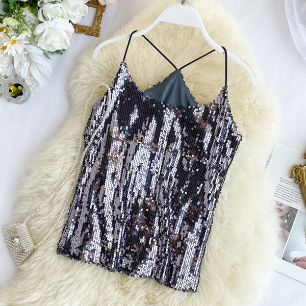 Maieu modern de dama cu paiete si bretele subtiri in mai multe culori