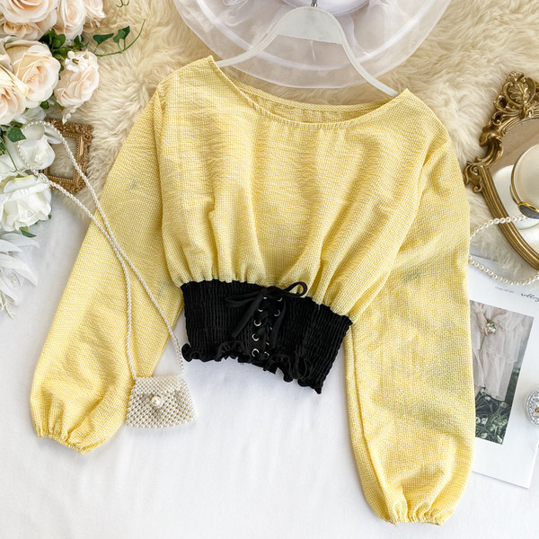 Γυναικείες μπλούζες με στρογγυλη λαιμόκοψη με κορδόνια σε διάφορα χρώματα