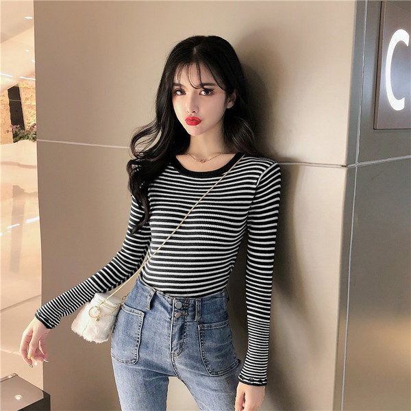 Νέο μοντέλο καθημερινή γυναικεία ριγέ μπλούζα σε μαύρο και καφέ χρώμα