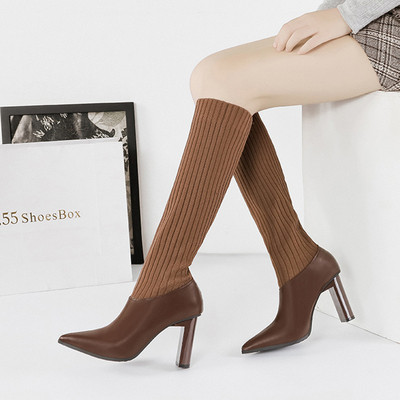 Modern női csizma zoknissarkú több színben