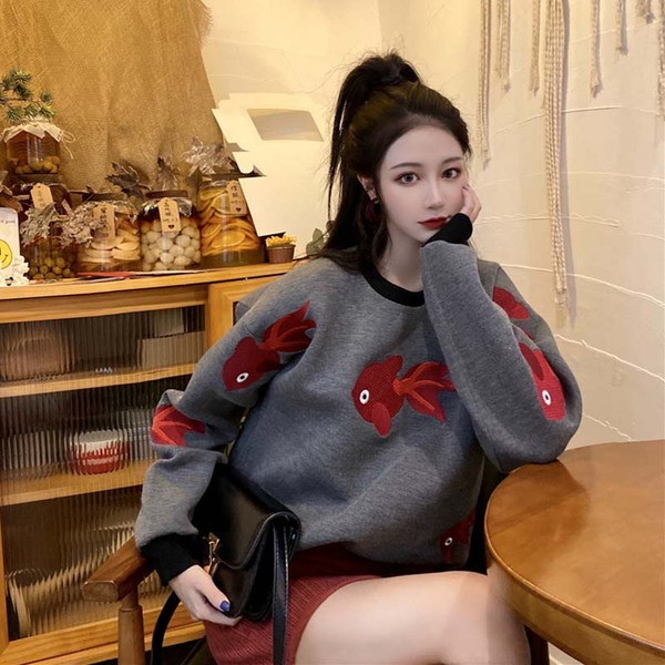 Bluza dama gri cu broderie - peste