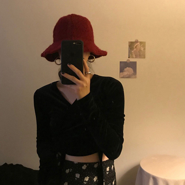 Γυναικείο μοντέρνο καπέλο σε κίτρινο, πράσινο, μαύρο και μπορντό χρώμα