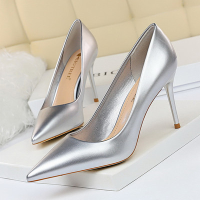 Elegáns női magassarkú cipő eko bőrből több színben