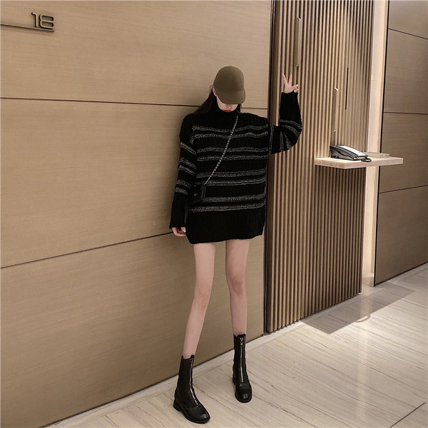 Pulover lung și gros cu guler polo cu efect strălucitor