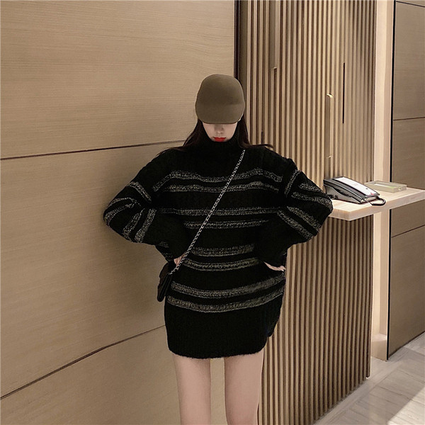 Pulover lung și gros cu guler polo cu efect strălucitor