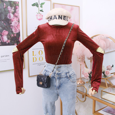 Κομψή γυναικεία μπλούζα με κουμπιά σε διάφορα χρώματα