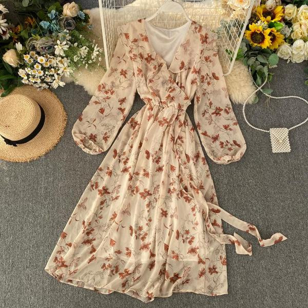 Γυναικείο φόρεμα με λαιμόκοψη και floral μοτίβο σε διάφορα χρώματα
