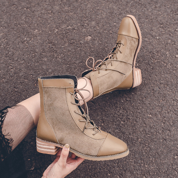 Ghete de dama moderne cu sireturi in bej si negru