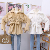 Új modell női kabát zsebekkel és övvel fehér, fekete és barna színben