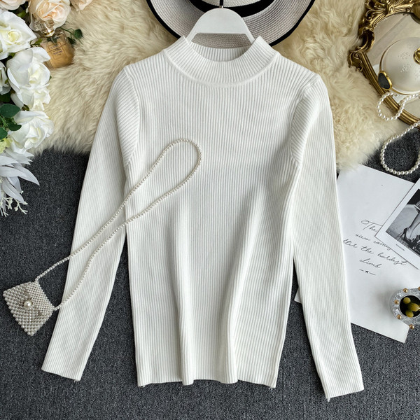 Pulover de dama cu decolteu rotund in mai multe culori