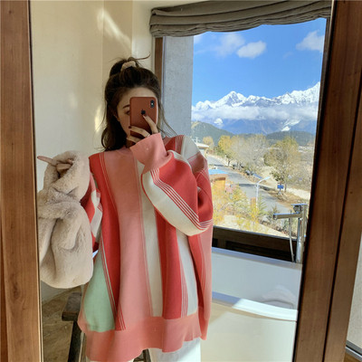 Pulover de dama cu dungi late in doua culori