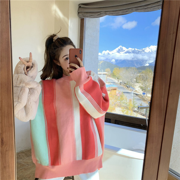 Pulover de dama cu dungi late in doua culori