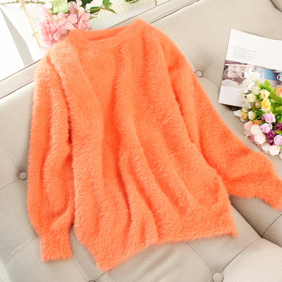 Pulover de damă modern în patru culori, cu decolteu oval și mâneci lungi