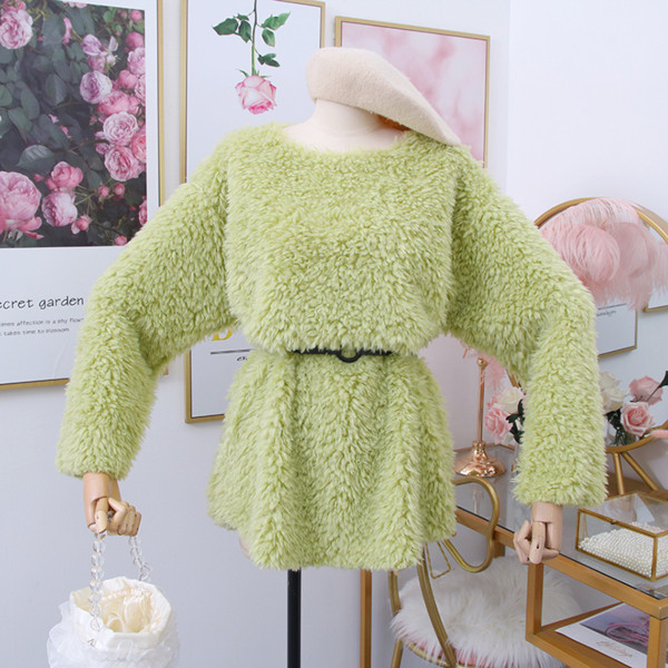 Rochie de dama actuala cu decolteu O in alb, verde si roz