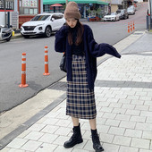 Fusta lunga in carouri cu talie inalta - model drept