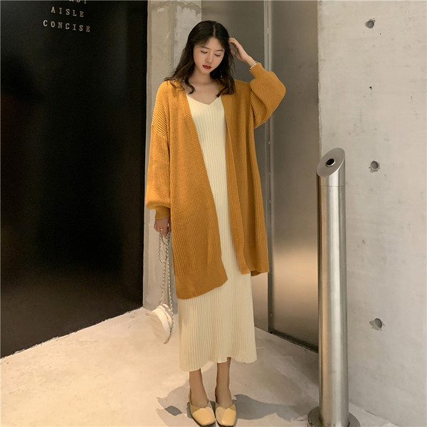 Vestă lungă de culoare bej și maro fără închidere