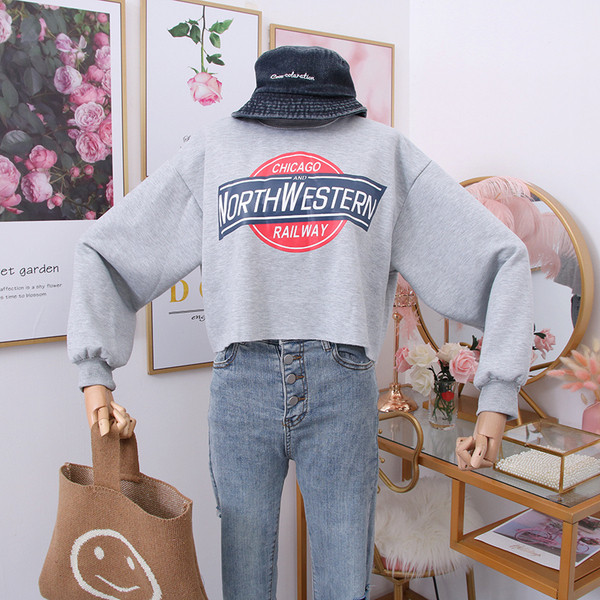 Bluza dama casual model nou - model scurt in mai multe culori