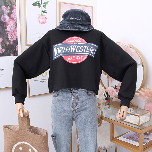 Bluza dama casual model nou - model scurt in mai multe culori