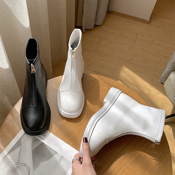 Cizme de dama din piele cu fermoar alb-negru