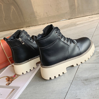 Cizme casual de dama din piele cu talpa inalta in alb-negru