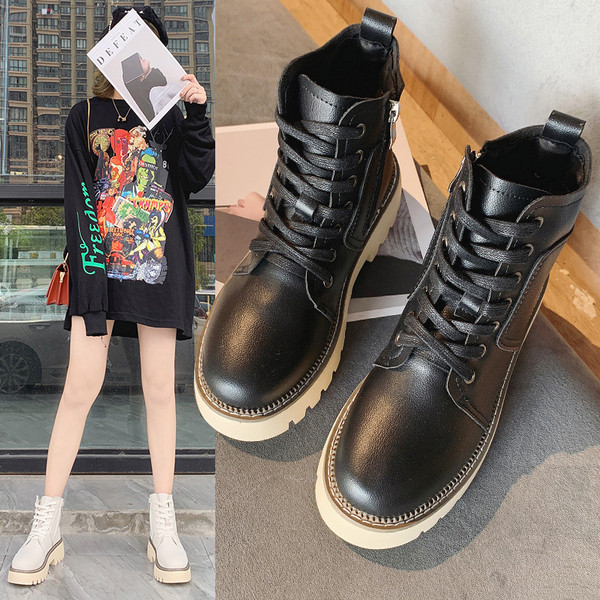 Cizme casual de dama din piele cu talpa inalta in alb-negru