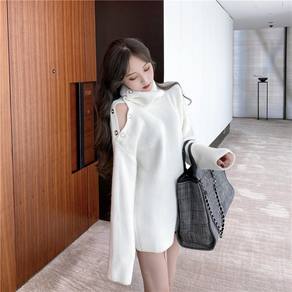 Γυναικεία μπλούζα με ψηλό κολάρο και κουμπιά