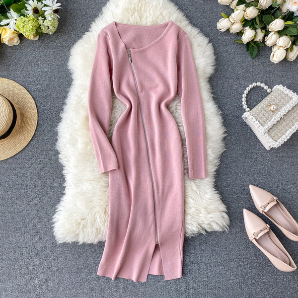 Rochie de dama cu inchidere asimetrica si decolteu rotund