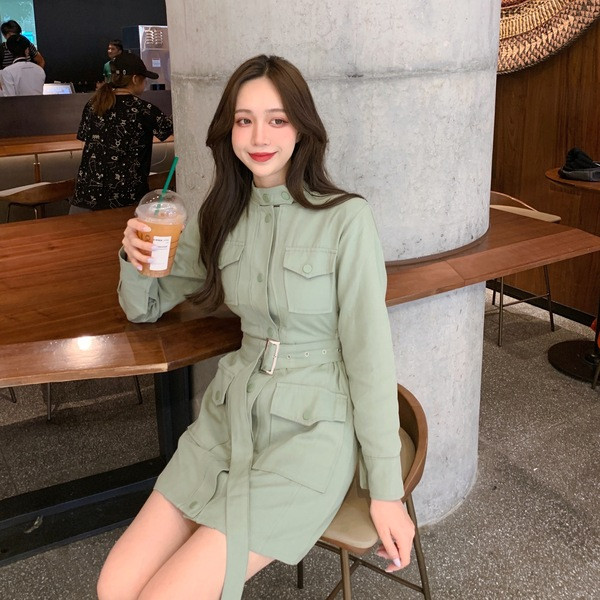 Női ruha típusú ing zöld színben övvel és zsebekkel