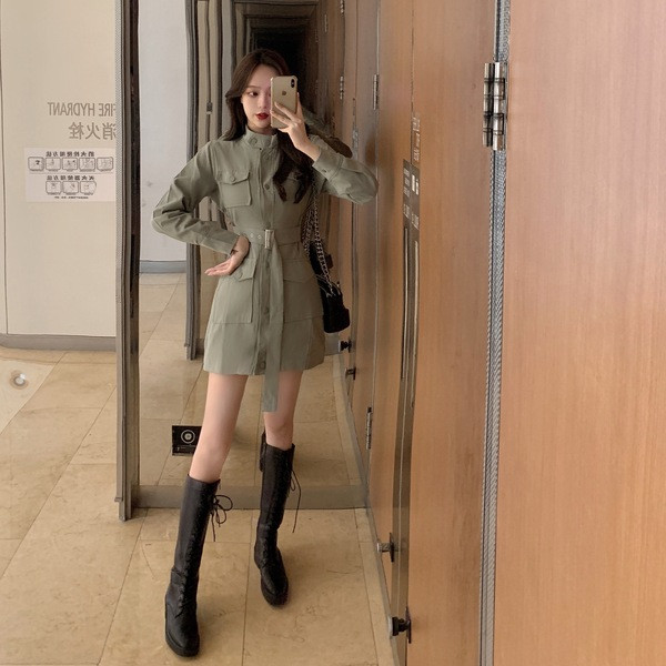 Női ruha típusú ing zöld színben övvel és zsebekkel