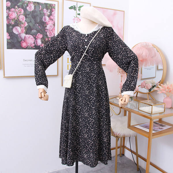 Καθημερινό γυναικείο φόρεμα με λαιμόκοψη και κουμπιά - σε διάφορα χρώματα