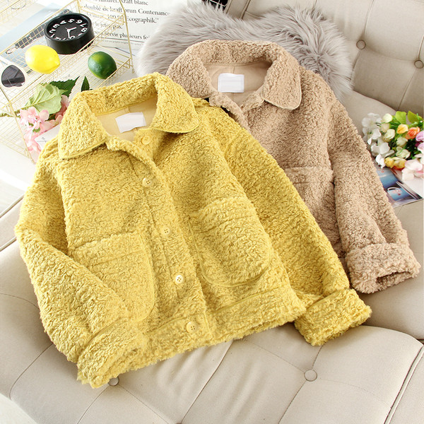 Női alkalmi kabát zsebekkel és gallérral több színben