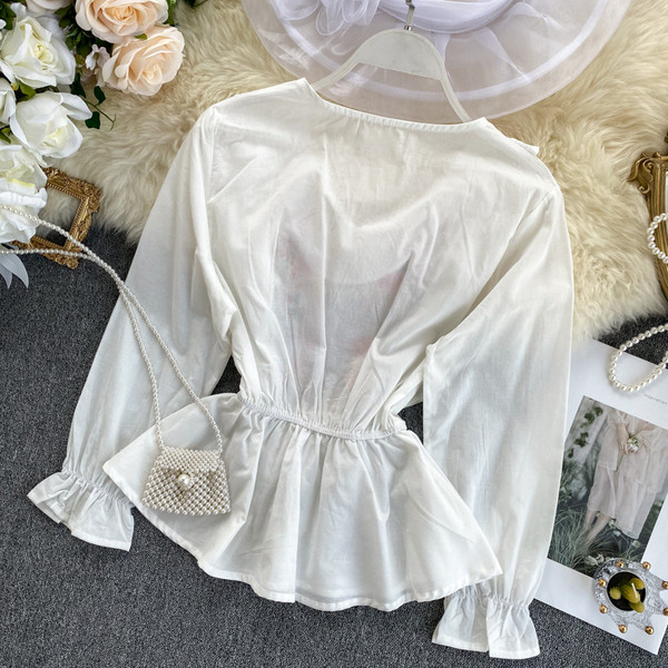 Модерна  дамска риза с бродерия в няколко цвята