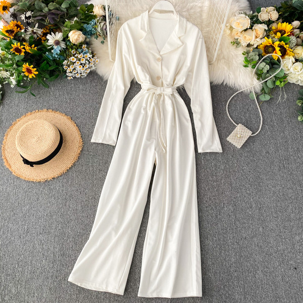 Salopeta dama cu nasturi si maneci lungi in mai multe culori