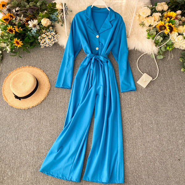 Salopeta dama cu nasturi si maneci lungi in mai multe culori