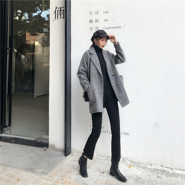 Дамско карирано пролетно-есенно палто в сив цвят с копчета