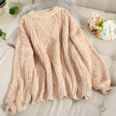 Alkalmi női pulóver széles ujjal és ovális nyakkivágással