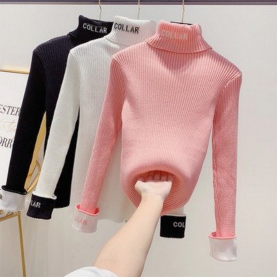 Дамски пуловер с висока яка в бял,черен и розов цвят