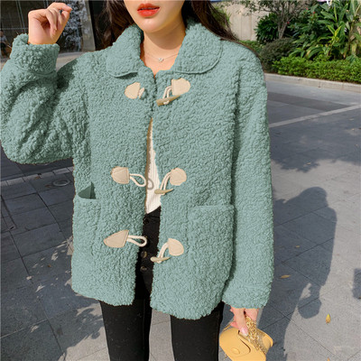 Női pehelykabát bézs, rózsaszín és zöld gombokkal