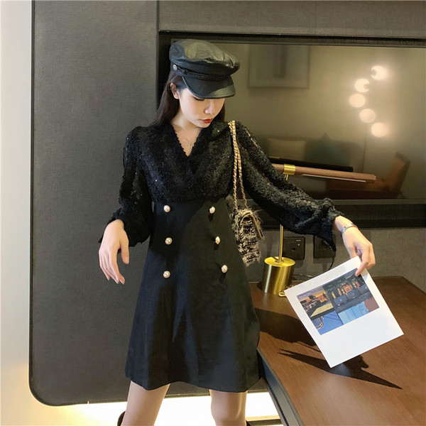 Rochie eleganta de dama in alb si negru cu dantela si nasturi