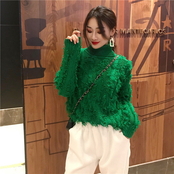 Pulover gros de dama cu guler polo si franjuri in doua culori