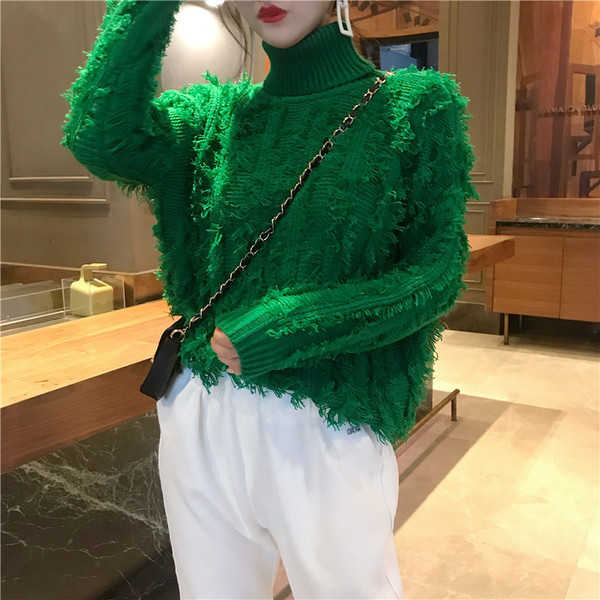 Pulover gros de dama cu guler polo si franjuri in doua culori