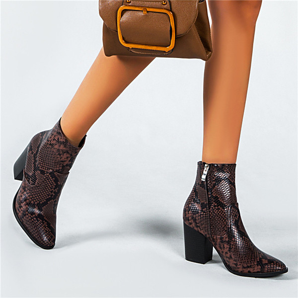 Cizme moderne de dama cu model animal si fermoar