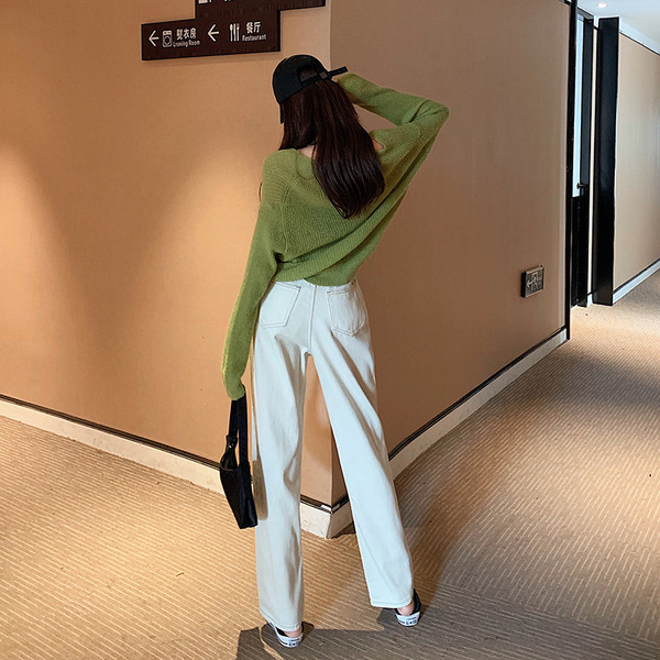 Női hosszú és széles farmer, világos színű gombokkal