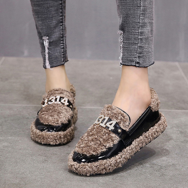 Pantofi moderni de iarna de dama cu puf si element metalic de culoare